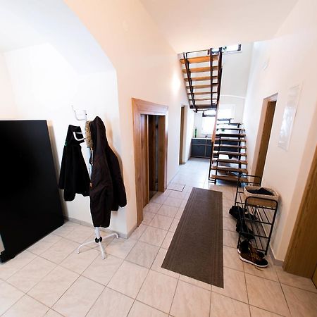 Hostel Hisa Na Travniku Dob Eksteriør bilde