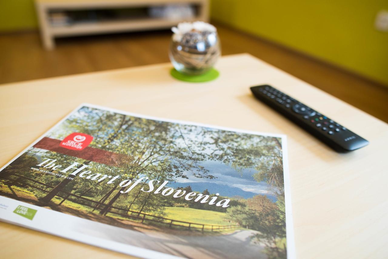 Hostel Hisa Na Travniku Dob Eksteriør bilde